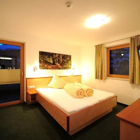 Chesa Arella 公寓式酒店 瑟弗浩斯