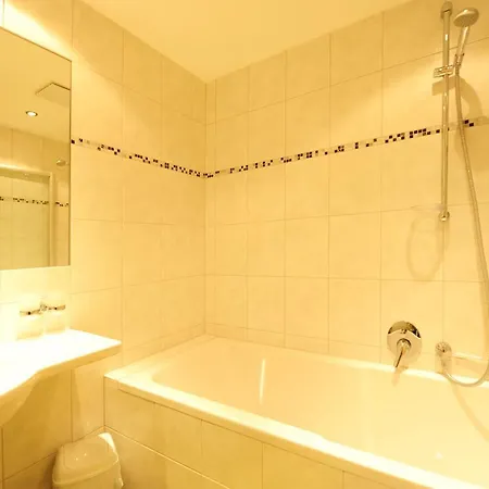 Apartmanhotel Chesa Arella 4*